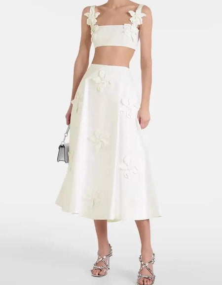 White Flower Strapped Cropped Bralette And Long Skirt Set - BEYAZURA.COM