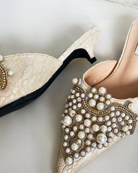 Pointed Toe Pearl Heels - BEYAZURA.COM
