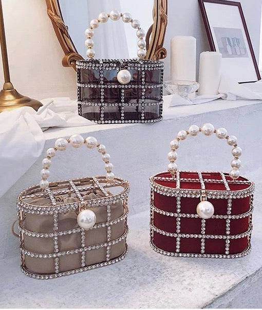 Crystallized Cage Pearl Handle Clutch - BEYAZURA.COM