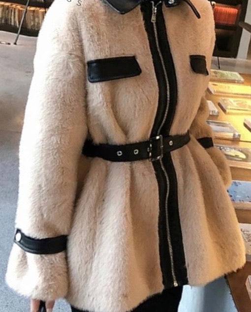 Faux Fur Pu Leather Trimmed Coat - BEYAZURA.COM