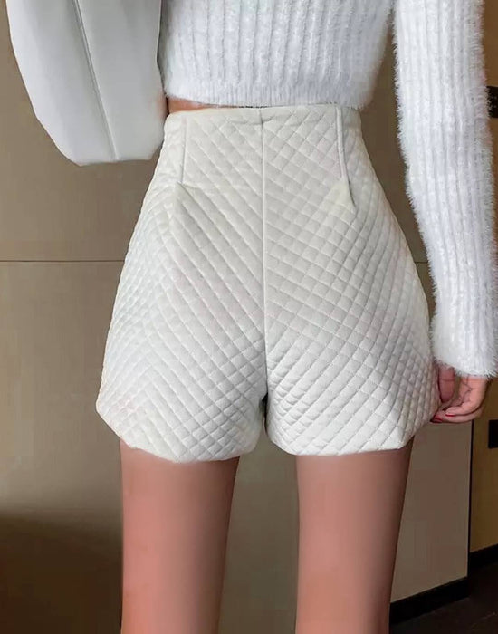 High Waisted Mini Quilted Shorts - BEYAZURA.COM