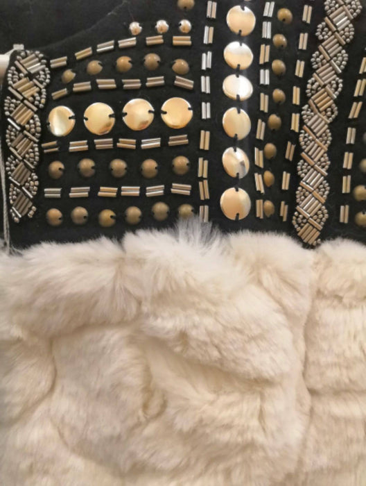 Light Faux Fur Studded Jacket - BEYAZURA.COM