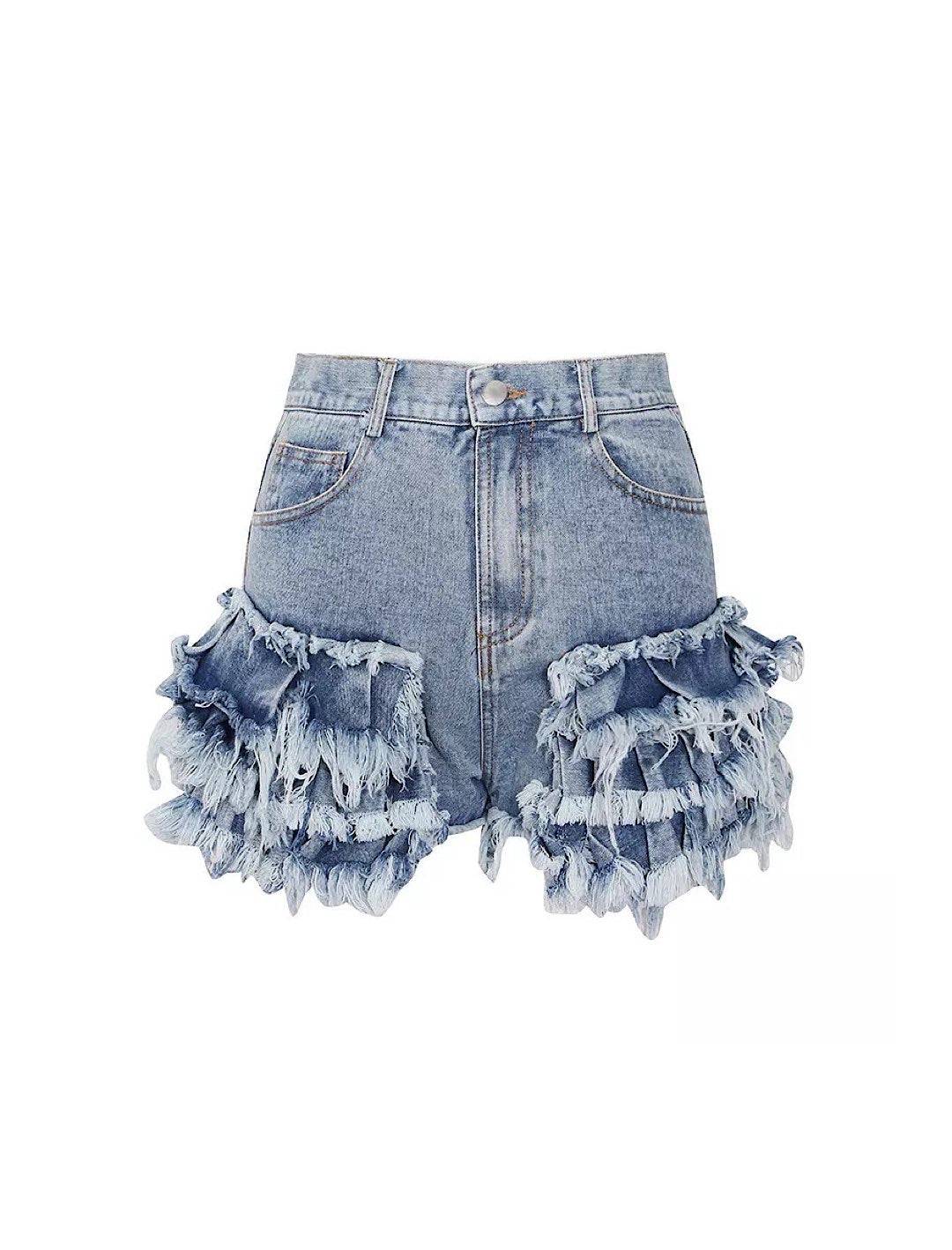 Wild And Free Pintuck Pleat And Layered Ruffle Shorts White