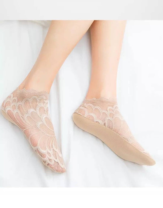 Sheer Low Cut Lace Socks - BEYAZURA.COM