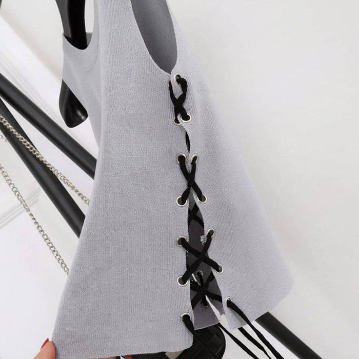 Side Laced Cropped Knit Top - BEYAZURA.COM