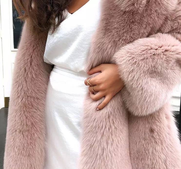 Ultra Plush Mid Length Fox Fur Coat - BEYAZURA.COM