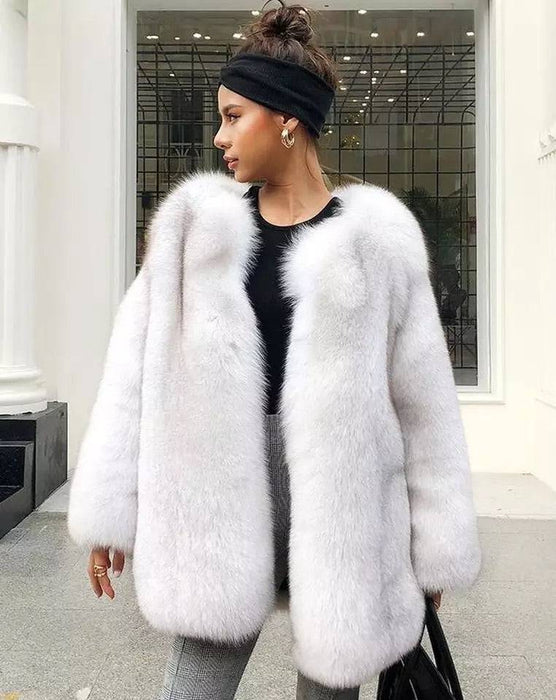 Ultra Plush Mid Length Fox Fur Coat - BEYAZURA.COM